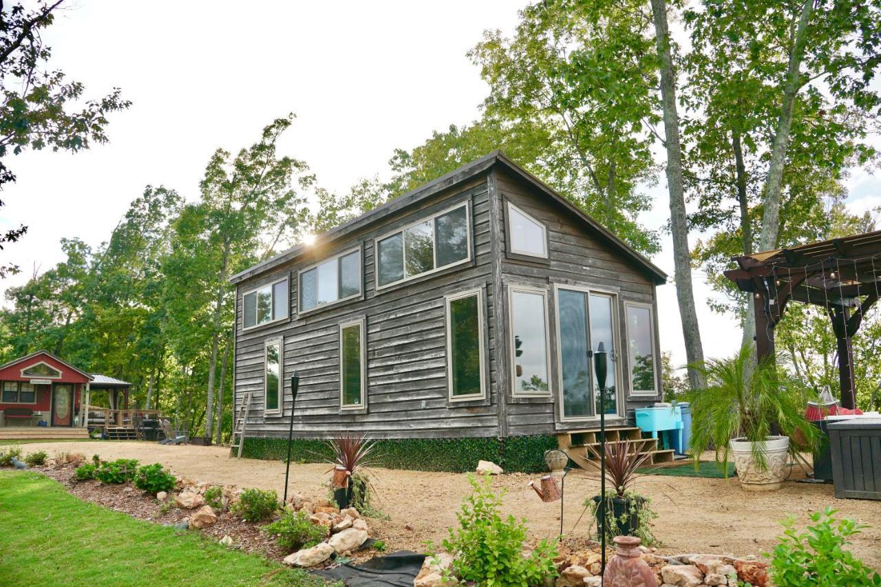 The Gemini-A Dreamy, Waterfront Tiny Cabin Rogersville Exterior photo